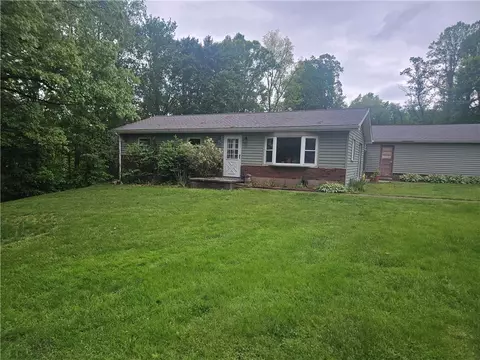 14 E Romain, Pulaski, PA 16143