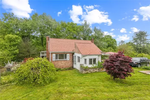 29564 Lake Creek Rd, Cochranton, PA 16314