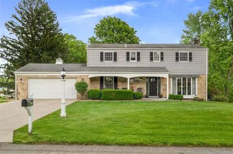 8282 Brittany Pl, Pittsburgh, PA 15237
