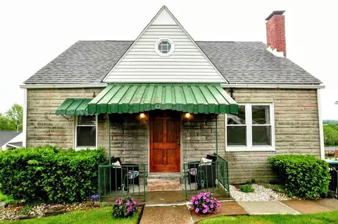 1025 Nevada St, Washington, PA 15301