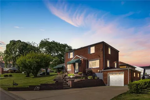 320 Pinevue Dr, Monroeville, PA 15146