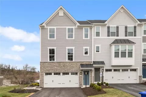 118 Crown St, Mckees Rocks, PA 15136