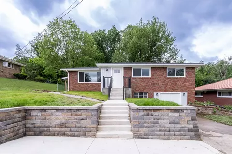 5 Albert St, Uniontown, PA 15401