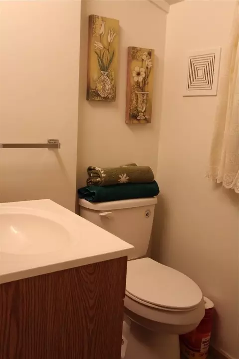 116 Camp Ln, Rector, PA 15677 photo 9