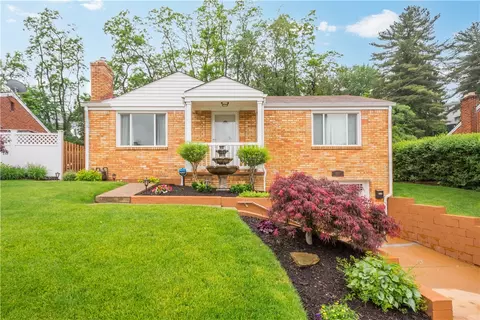 1137 Michael Dr, Pittsburgh, PA 15227
