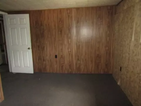 112 Wall St, Everson, PA 15631 photo 19