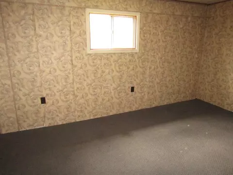 112 Wall St, Everson, PA 15631 photo 18
