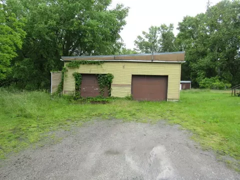 112 Wall St, Everson, PA 15631 photo 3