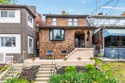 907 Greenfield Ave, Pittsburgh, PA 15217