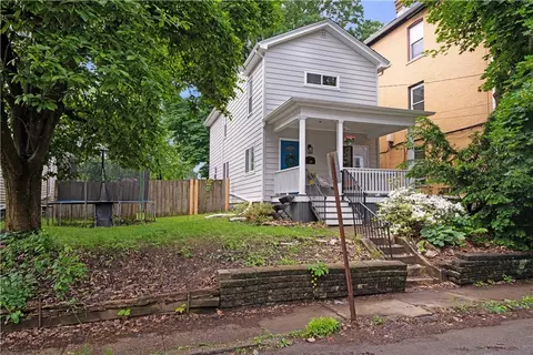 230 Union St, Pittsburgh, PA 15221