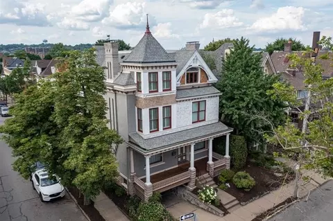 5601 Howe St, Pittsburgh, PA 15232