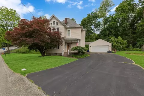 612 Adams St, Rochester, PA 15074