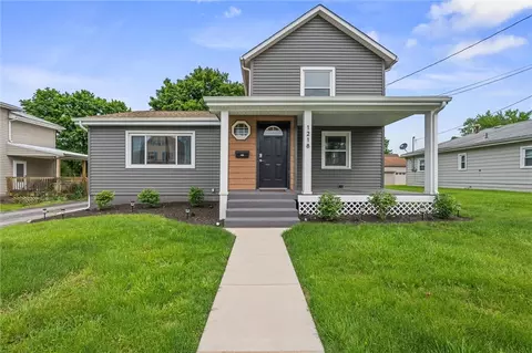 1218 W Ridge Ave, Sharpsville, PA 16150
