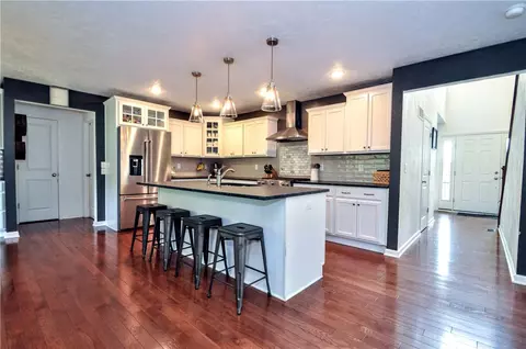 1624 Windsor Rd, Irwin, PA 15642 photo 6