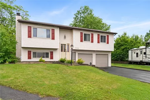 116 Buttercup Dr, Cranberry Township, PA 16066