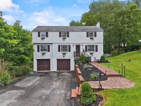 330 Earlwood Rd, Pittsburgh, PA 15235