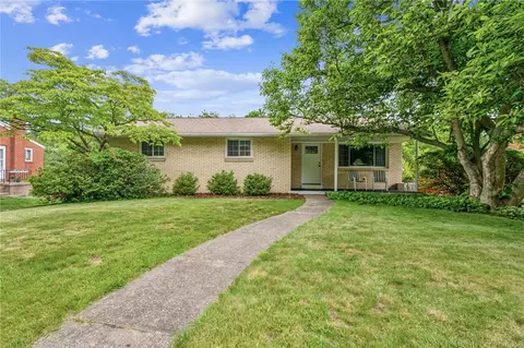 144 Skylark Dr, Glenshaw, PA 15116