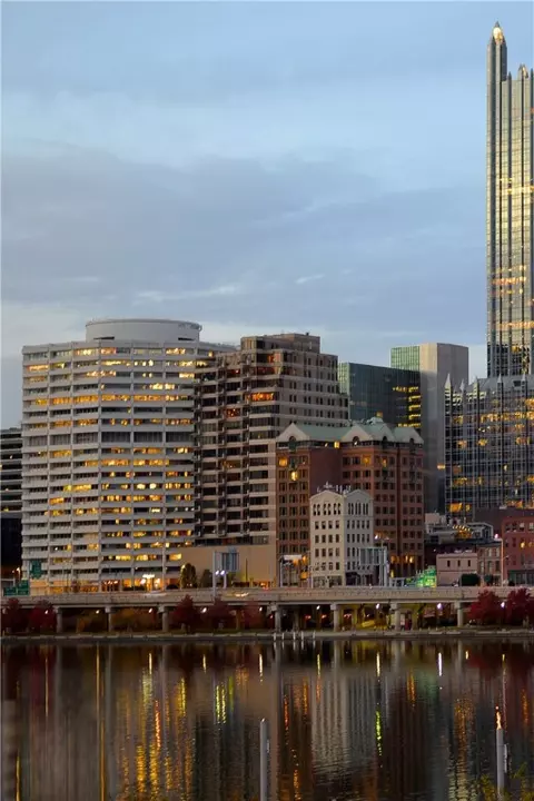 151 Fort Pitt Blvd #1703, Pittsburgh, PA 15222