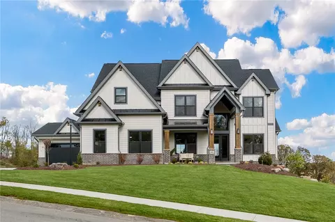 1006 Sonoma Dr, Baden, PA 15005