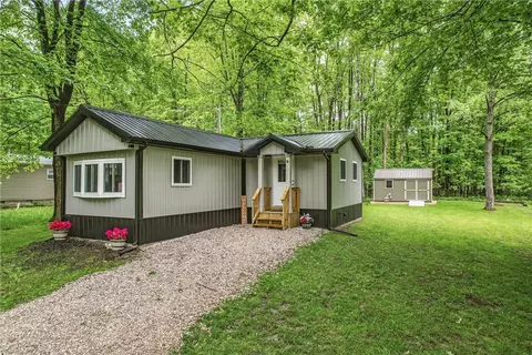 2507 Cabot Ln, Linesville, PA 16424
