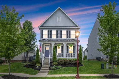 184 Bucktail Dr, Cranberry Township, PA 16066