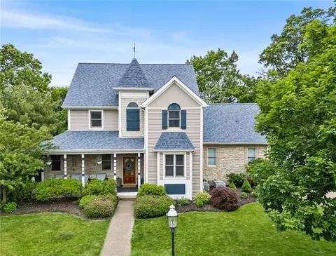 230 Summerlawn Dr, Sewickley, PA 15143