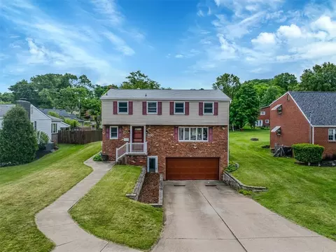 200 Spartan Dr, Bethel Park, PA 15102