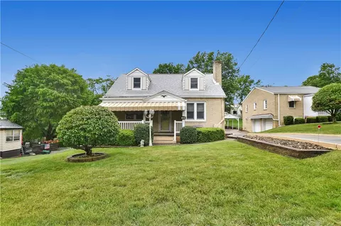 709-711 Kenny St, West Mifflin, PA 15122