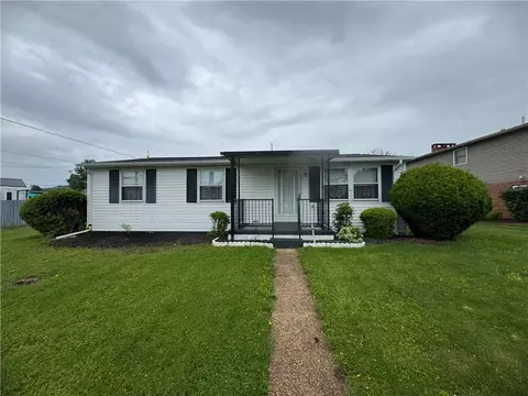 201 King St, Perryopolis, PA 15473