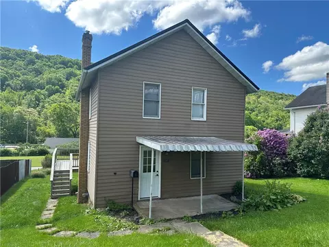 1081 Dixon Rd, Clymer, PA 15728