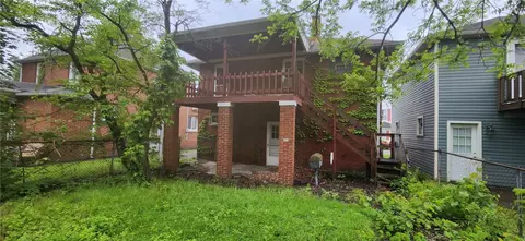 225 Keystone Way, Ellwood City, PA 16117