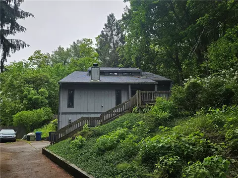 2908 Laketon Rd, Pittsburgh, PA 15235