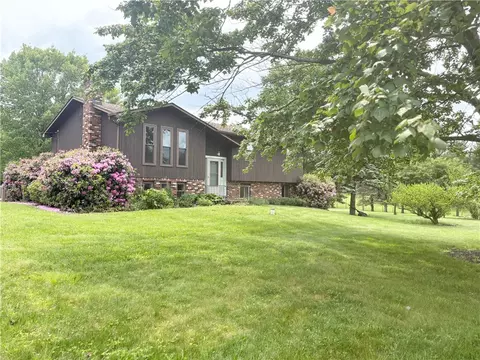 199 Lyon Ln, Harmony, PA 16037