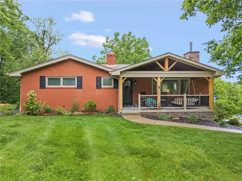 857 E Mcmurray Rd, Venetia, PA 15367