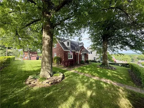 3301 Hazelhurst Ave, Pittsburgh, PA 15227