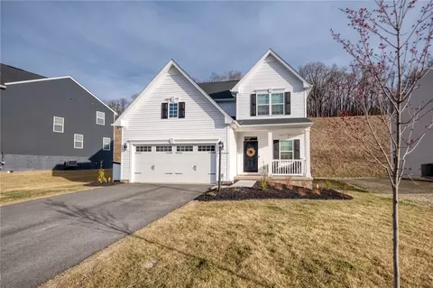 137 Arnoni Dr, Clairton, PA 15025