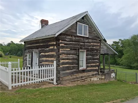 532 Eldersville Rd, Burgettstown, PA 15021