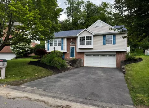 123 Pine Creek Dr, Venetia, PA 15367