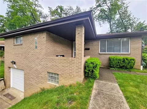 116 Bellwood Rd, West Mifflin, PA 15122