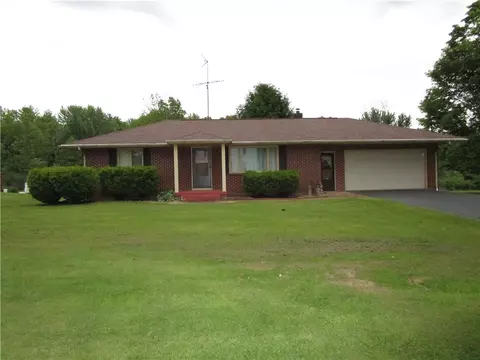 2255 Rombold, Hermitage, PA 16148