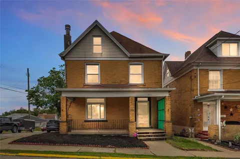 901 Punta Gorda Ave, East Mc Keesport, PA 15035