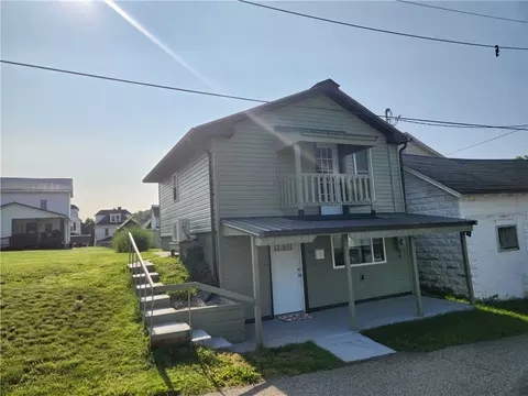 336 Fruit St, Waynesburg, PA 15370