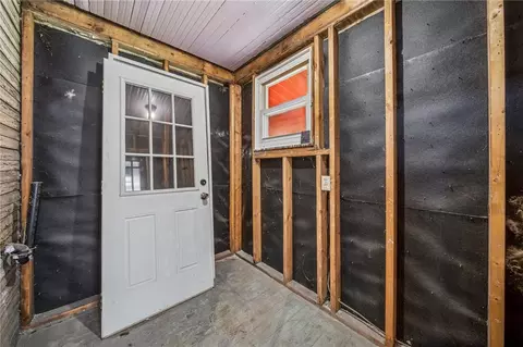 Entry Way - 1160 Delaware St, Export, PA 15632 photo 7 of 8