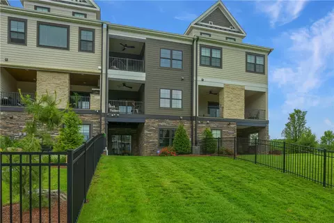 302 Highpointe Dr, Mars, PA 16046 photo 49