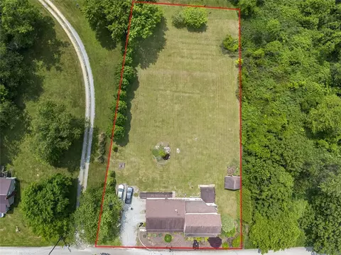 228 Wolfe Ln, Irwin, PA 15642 photo 8