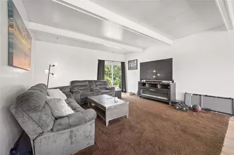 228 Wolfe Ln, Irwin, PA 15642 photo 12
