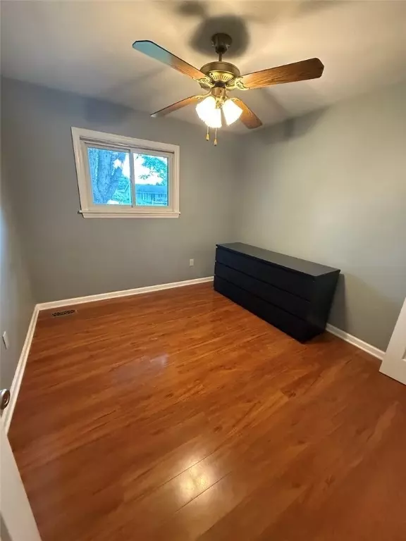 Bedroom - 230 Sherwood Dr, Cranberry Township, PA 16066 photo 3 of 6
