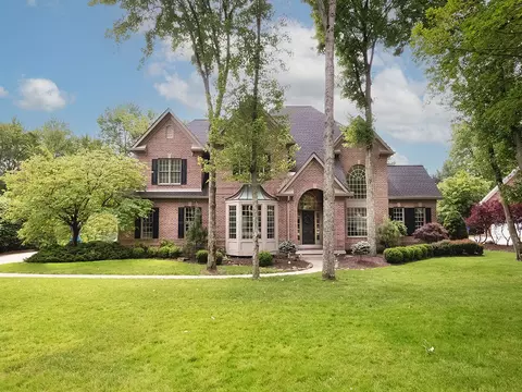 906 Big Bear Ct, Gibsonia, PA 15044
