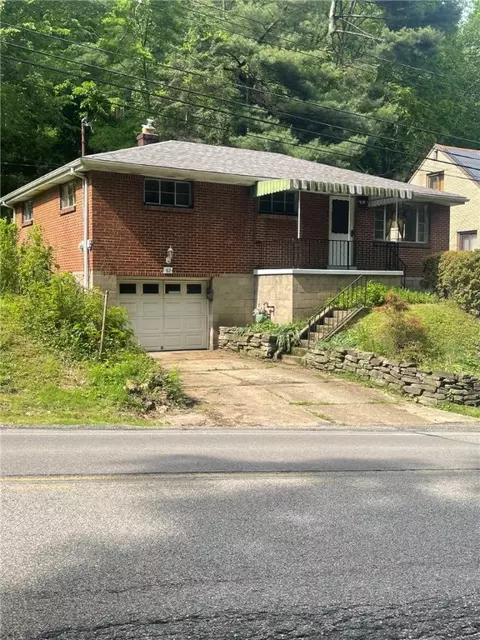 82 Parker St, Pittsburgh, PA 15223