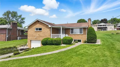10539 Roseway Blvd, North Huntingdon, PA 15642